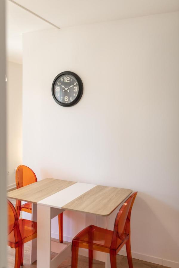 Le Dauphin - Place Parking Privee Gratuit - Wifi Et Tv Apartment